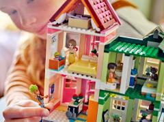 LEGO Friends - Apartamente si magazine in orasul Heartlake (42670)