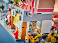 LEGO Friends - Apartamente si magazine in orasul Heartlake (42670)