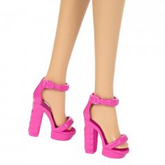 Papusa - Barbie - Blonda cu par ondulat