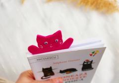 Semn de carte - Pisica castravete roz