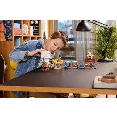 LEGO Minecraft - Atacul baloanelor Ghast asupra satului (21273)