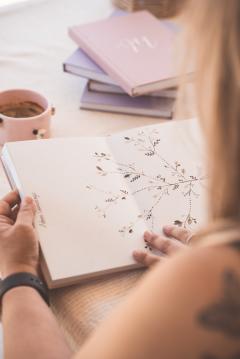 Jurnal - Momind - Sunset Blue