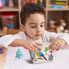 Set creativ - Decupeaza si lipeste - Portofel cu papagali