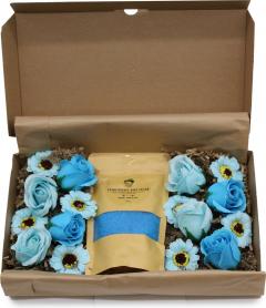 Set cadou - Sare de baie si flori de sapun - Zenuria Lavanda