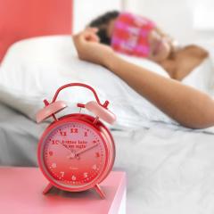 Ceas cu alarma retro - Better late than ugly