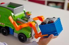 Jucarie - Patrula catelusilor - Camion de reciclare si figurina Rocky