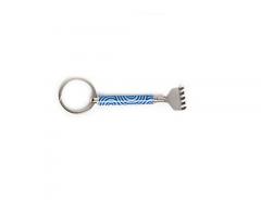 Breloc cu aparat pentru scarpinat