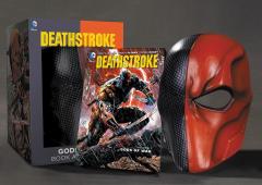 Set masca si carte Deathstroke