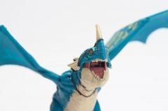 Figurina - Dragon Deadly Nadder si Viking Astrid 