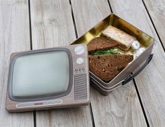 Cutie pentru pranz - TV