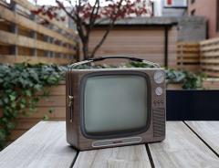 Cutie pentru pranz - TV