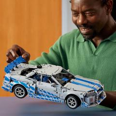 LEGO Technic - Masina Nissan Skyline GT-R (R34) din Mai furios, mai iute (42210)