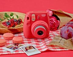 Camera foto - Instax mini 8 - Rosu