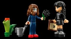 LEGO Wednesday - Black Dahlia Flower (76784)