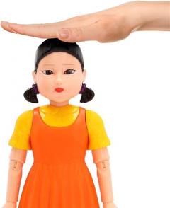 Papusa interactiva - Squid Game - Young-Hee