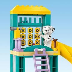 LEGO Playground Fun with Bluey and Chloe (11201)