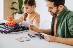 Joc de societate - IQ Puzzler Pro XXL