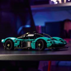 LEGO Technic - Aston Martin Valkyrie (42208)