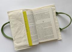 Husa de carte Carturesti - Esti ceea ce citesti