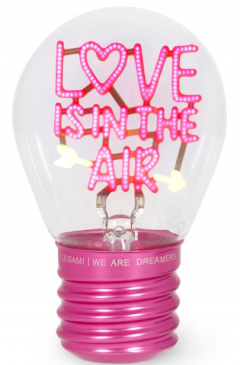 Lampa - Love is in the air