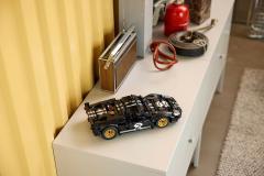 LEGO Technic - 1966 Ford GT40 MKII Race Car (42223)