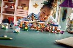 LEGO Friends - Horse Stable and Riding Academy (42688)