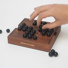 Joc de logica - Solitaire - Iron & Glory