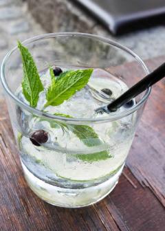 Xoxo, A Cocktail Book