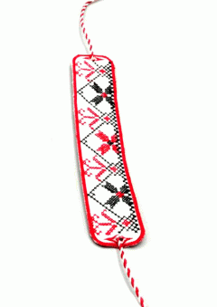 Martisor - Bratara Traditionala - Motiv pe fundal alb