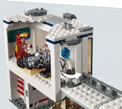 Batalia combinata a Razbunatorilor (76131)