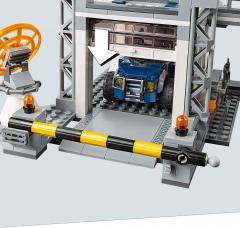 Batalia combinata a Razbunatorilor (76131)