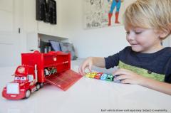 Set masinute - Disney Cars Mack Transporter