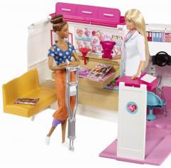 Set jucarii - Barbie clinica mobila