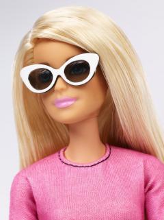 Papusa - Barbie Fashionistas - Blonda cu ochelari