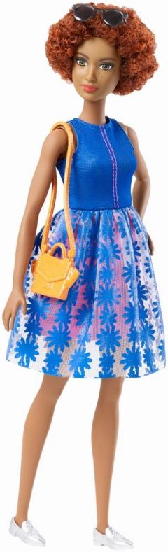 Papusa - Barbie Fashionistas - Creata cu hainute de schimb