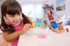 Set Barbie - Skipper Babysitter, facem baita