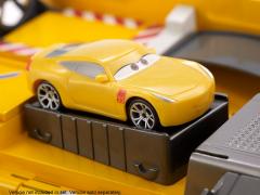 Masinuta Disney Cars - Transportator Cruz Ramirez