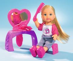 Papusa - Evi cu masa de machiaj / Make-up Table