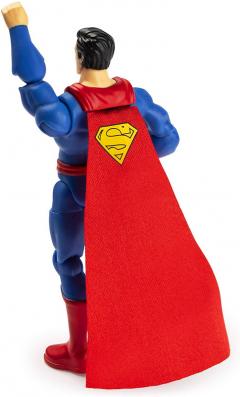 Figurina Superman 10Cm cu Accesorii Surpriza