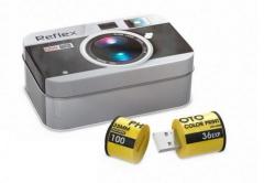 Stick USB 8GB in cutie metalica - Camera and film