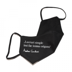 Masca textila din bumbac cu versuri - Anastasia Gavrilovici - Lucruri simple imi fac inima origami