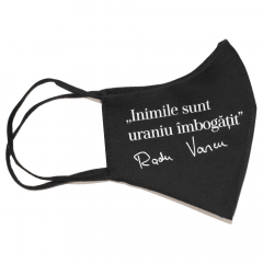Masca textila din bumbac cu versuri - Radu Vancu - Inimile sunt uraniu imbogatit