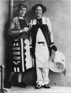 Sophie Taeuber-Arp (bilingual edition)