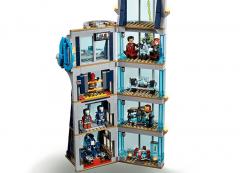 Lupta din turn a Razbunatorilor 