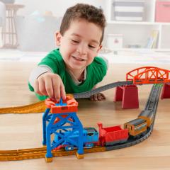 Set de joaca 3 in 1 - Track Master, Package pickup
