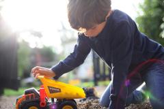 Jucarie - Camion Volvo pentru sarcini grele