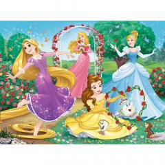 Puzzle 30 piese - Printese Disney in gradina palatului