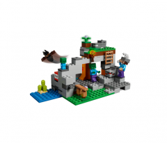 LEGO Minecraft - Pestera cu zombi (21141)