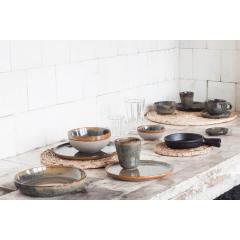 Sosiera - Serax Surface by Sergio Herman Sauskom