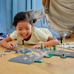 LEGO City - Road Plates Building Set (60304)